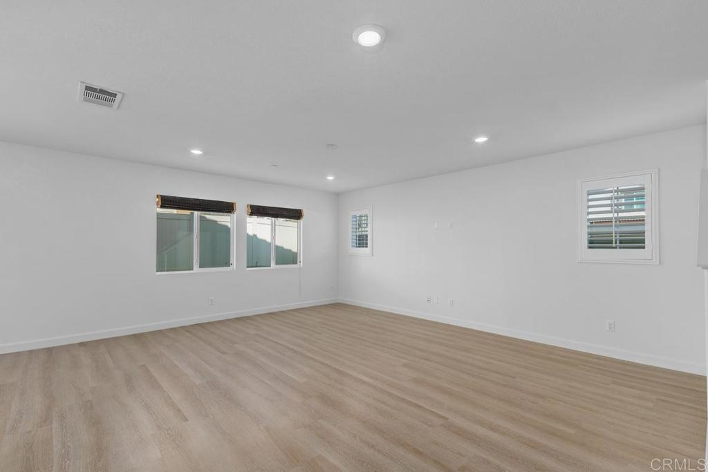 10449 Nighthawk Court, Moreno Valley CA, 9255763590896327043122