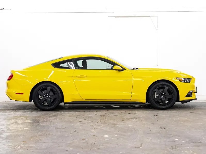 2016 Ford Mustang64000206244355124