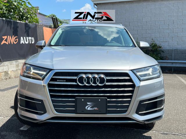2018 AUDI Q763689173678083123