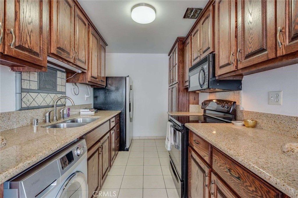 5400 Newcastle Avenue 56, Encino CA, 9131663623564877185122
