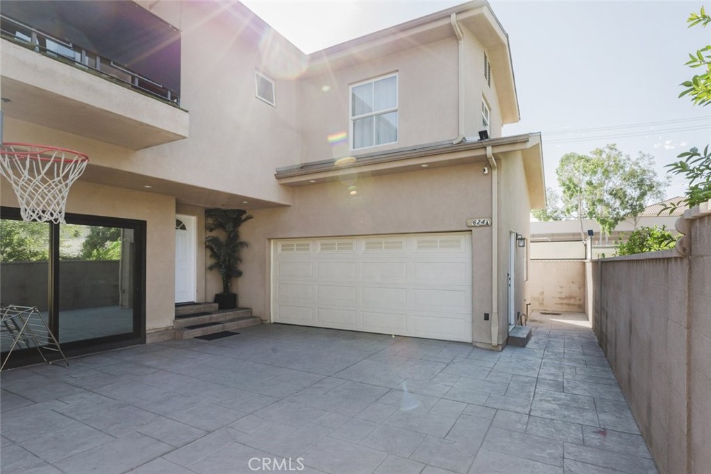 624 Hawthorne Street B Glendale CA, 9120464100547755651120
