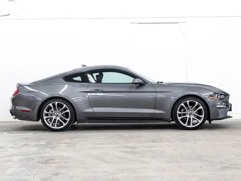 2021 Ford Mustang64057776674434124