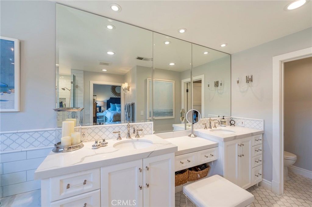 4 Santa Cruz Court Manhattan Beach CA, 9026663711241975809121