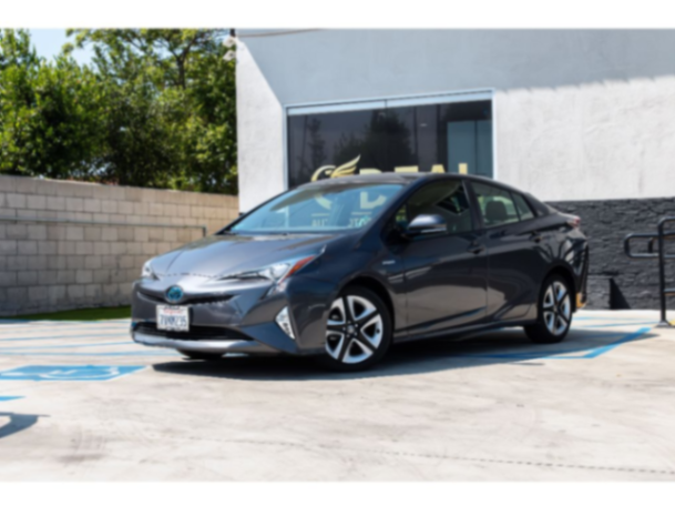 2016 TOYOTA PRIUS THREE TOURING63335173397889123