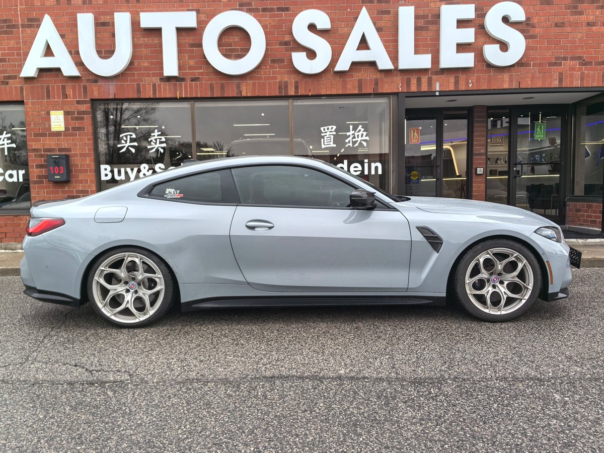 2022﻿ ﻿BMW﻿ ﻿M4﻿ ﻿Competition xDrive64154918351489121
