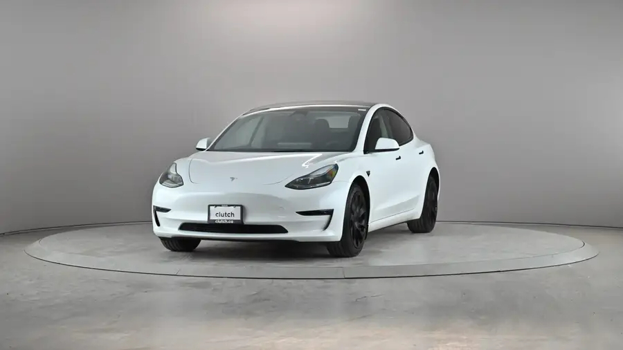 2023 Tesla Model 365029739033090120