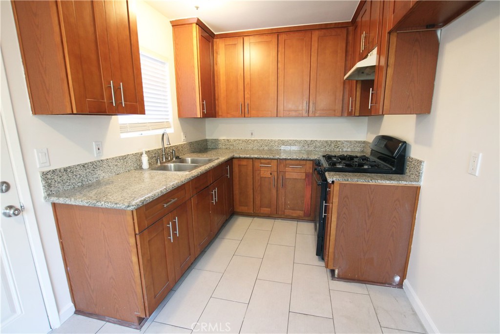 5527 Clybourn Avenue North Hollywood CA, 9160164131801110018122