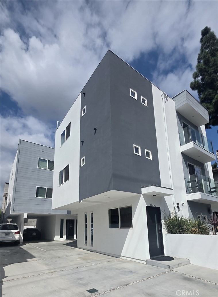 6845 Haskell Avenue, Lake Balboa CA, 9140663702361898369121