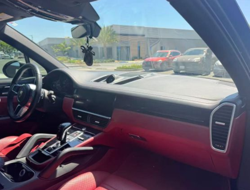 2019 PORSCHE CAYENNE SPORT UTILITY 4D63593639760001122