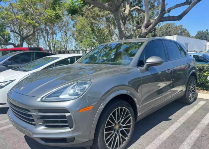 2019 PORSCHE CAYENNE SPORT UTILITY 4D63593639760001120