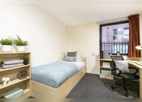 Sheffield 3, Sheffield Ensuite Bronze64275437999361122