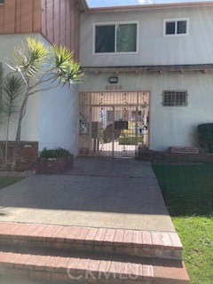 4024 Coco Avenue 8 Los Angeles CA, 9000864111696019074120