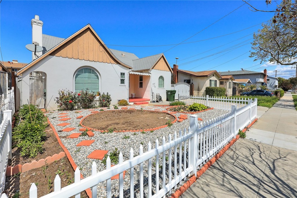 111 Los Higos Street, Alhambra CA, 9180163644439487875121