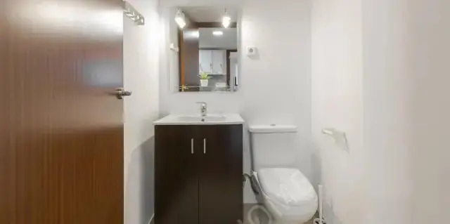 Chic double bedroom close to Avenida de la Paz Metro