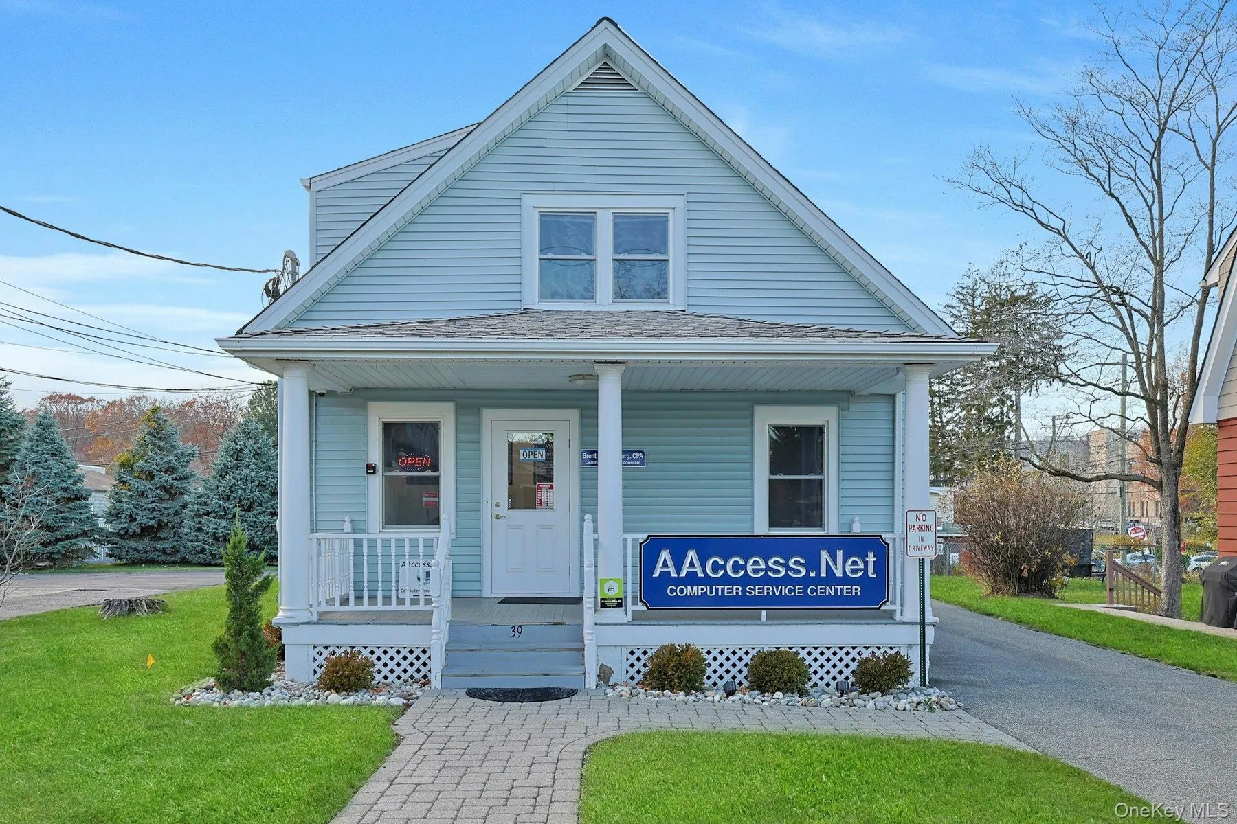 39 Maple Avenue