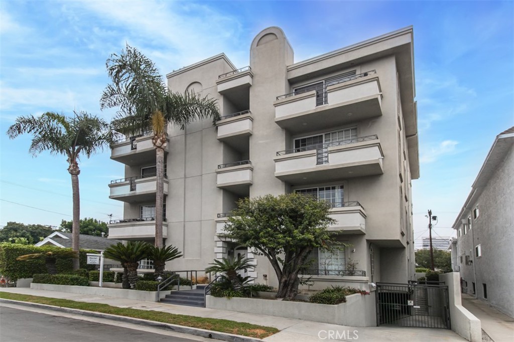 1706 Colby Avenue 301, Los Angeles CA, 9002563878541406465121