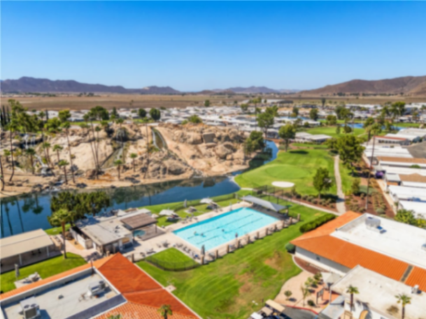 5001 W Florida Avenue 19, Hemet CA, 9254563588267943299122