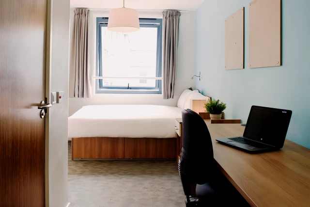 Gob Islington Residence64087955867649124