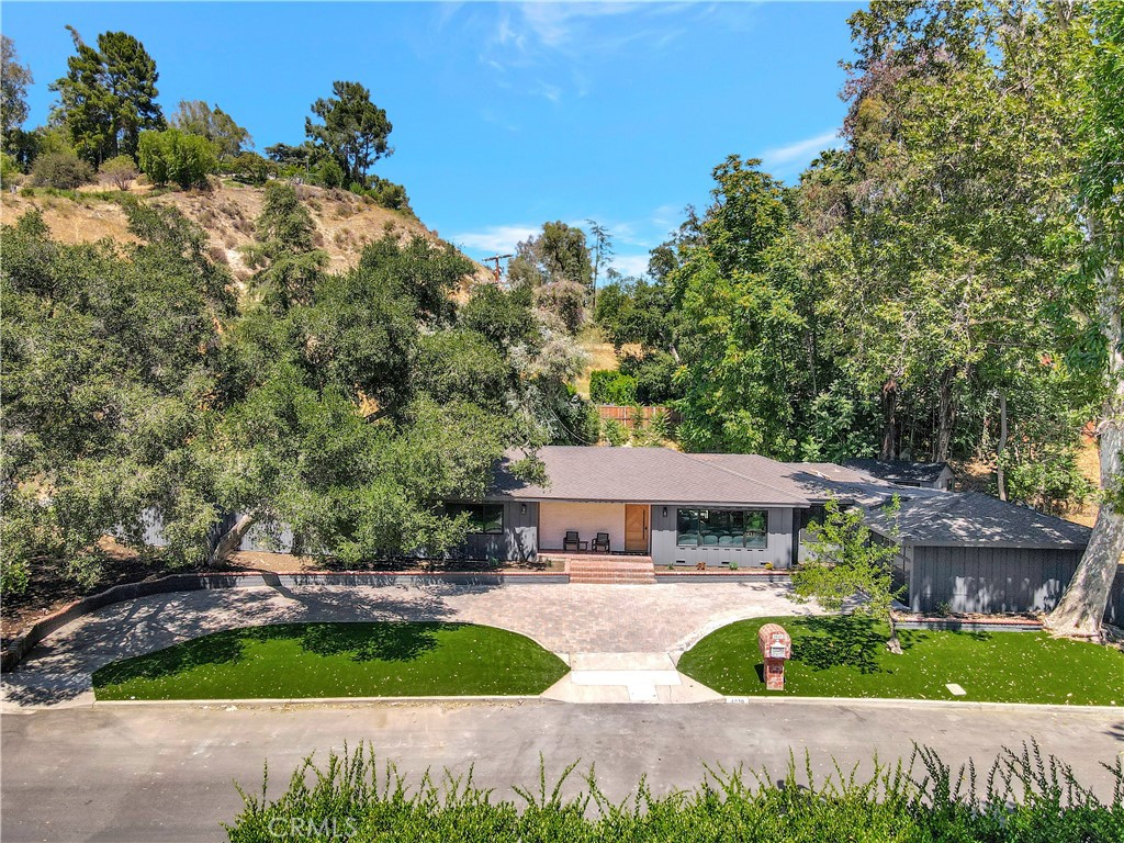 4830 Hasekian Drive, Tarzana CA, 9135664066480183554122