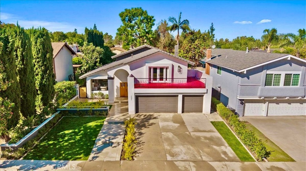  131 S Francisco Anaheim Hills CA, 9280764132317584769121
