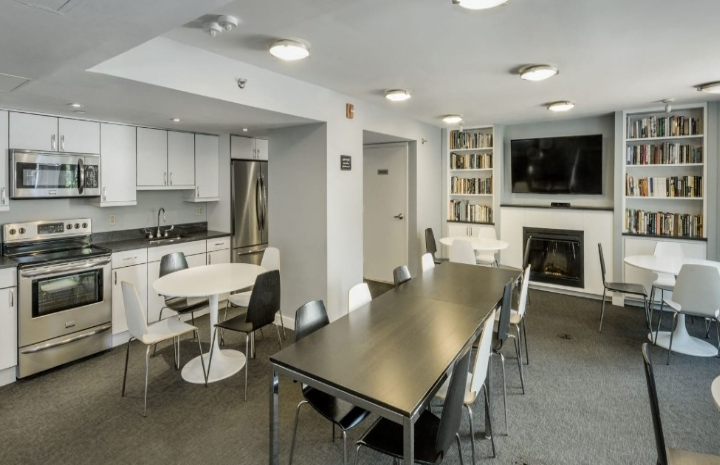 The Greenhouse Apartments63814795494787122
