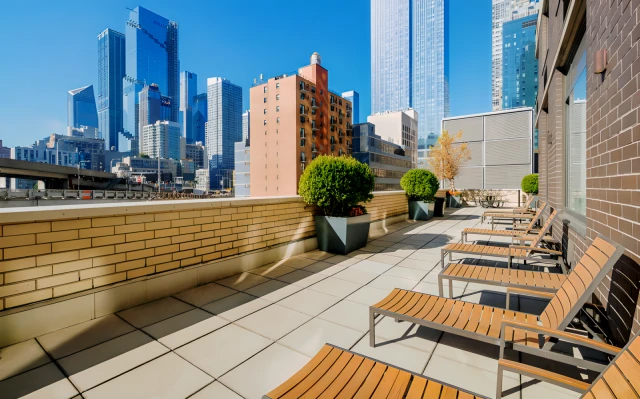 420 West 42nd Street63658906550531122