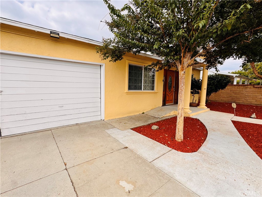 925 Walnut St., San Gabriel CA, 9177663878488999809120
