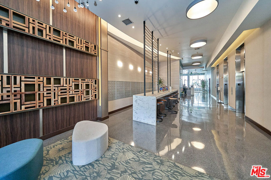 3810 Wilshire Boulevard 1411 Los Ángeles CA, 9001064121415343618122