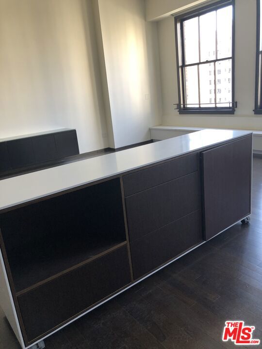 1645 VINE Street 708 Los Angeles CA, 9002864123441853954120