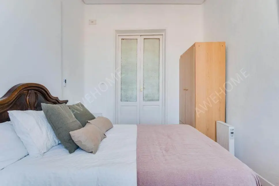 Pleasant double bedroom close to Mercado de San Miguel