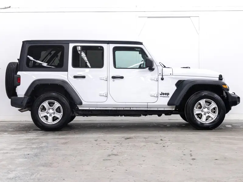 2022 Jeep Wrangler64984937042179121