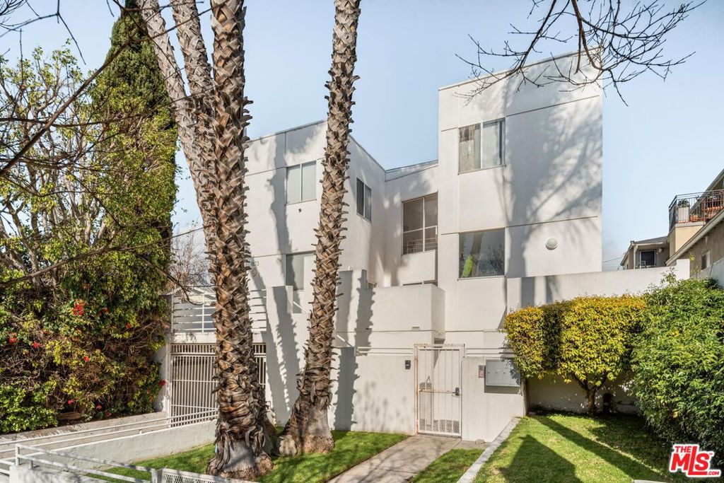 1823 20th Street 102 Santa Monica CA, 9040464123339687169121