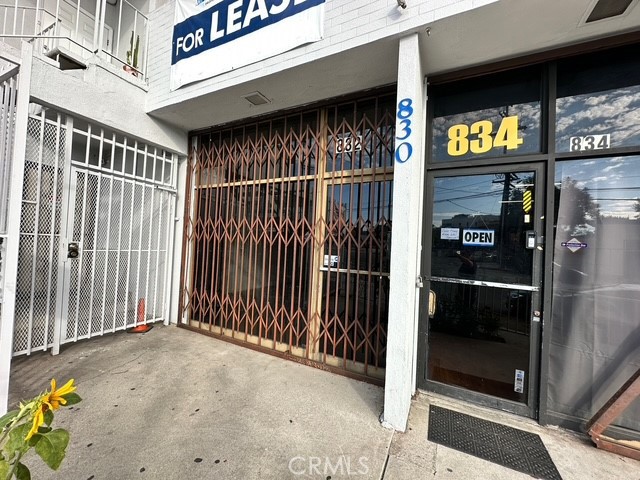 834 hoover Los Angeles CA, 9005764113002925699122