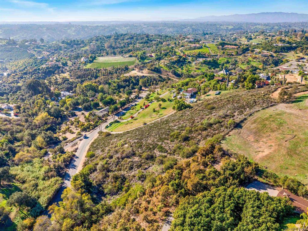 3770 Peony Dr Fallbrook CA, 92028