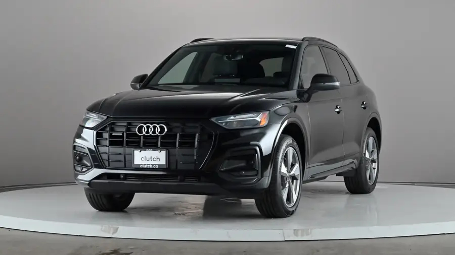 2023 Audi Q564097028621699121