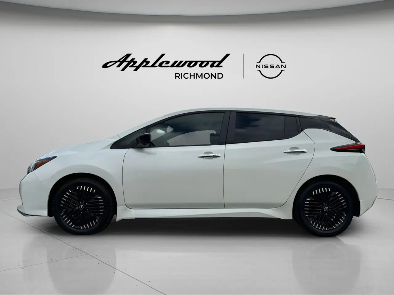 2023 Nissan® LEAF SV PLUS64113494881154121