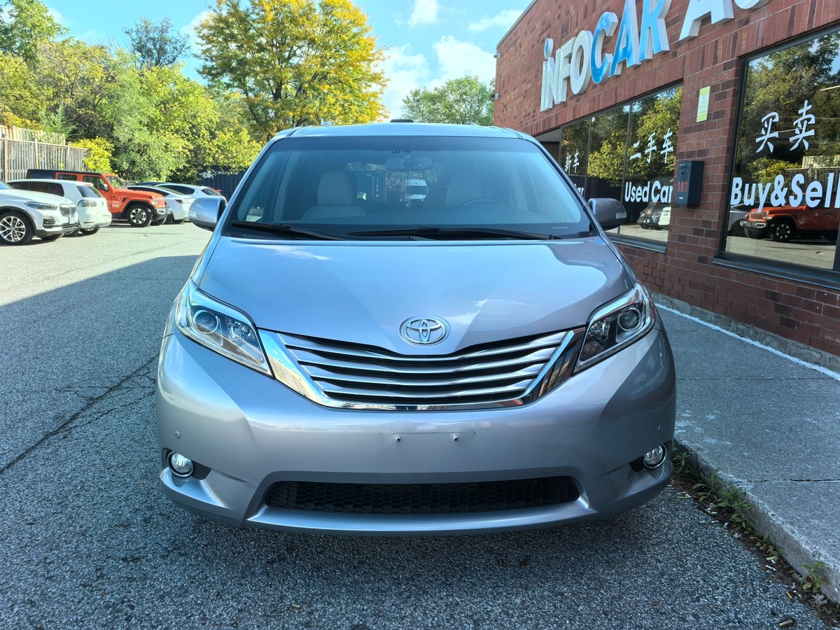 2017 TOYOTA SIENNA LIMITED64133045676033122