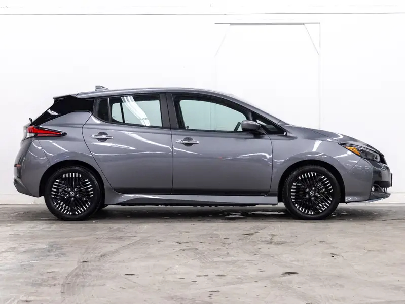 2024 Nissan LEAF63734143785731122