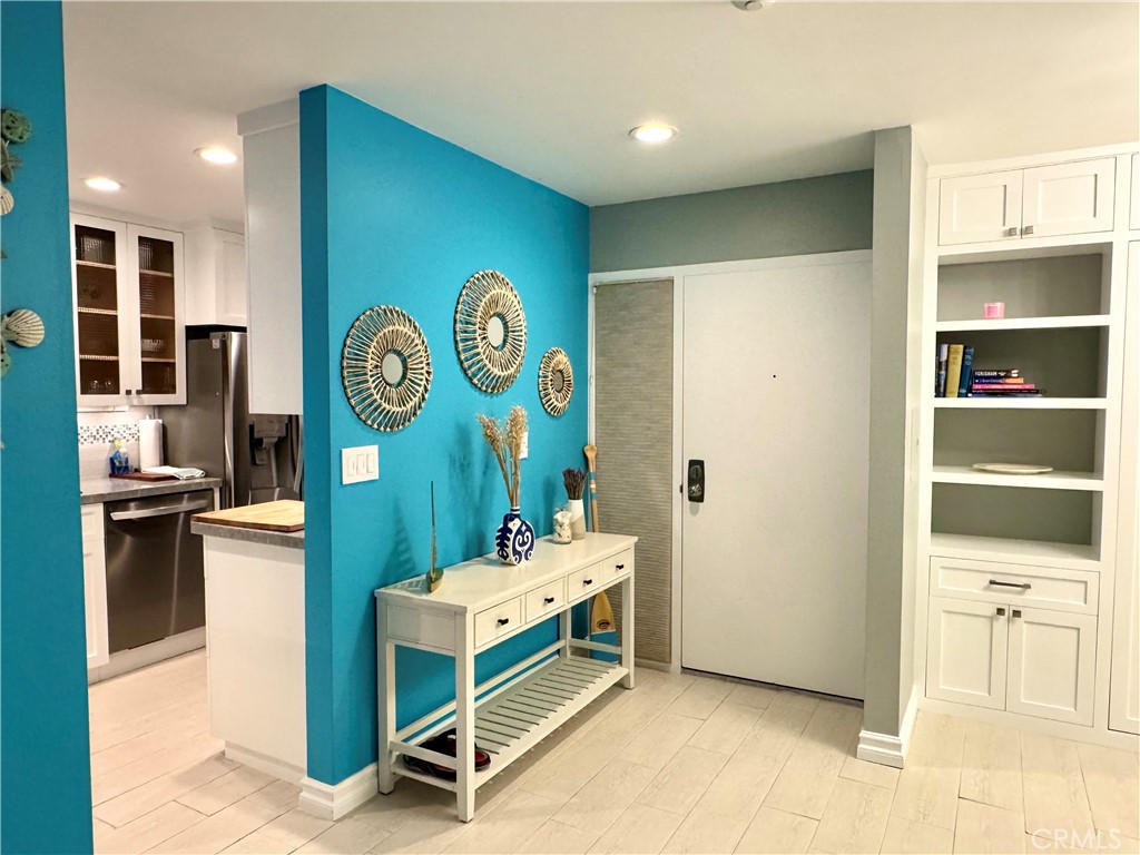 240 The Village 108 Redondo Beach CA, 9027764133863742339121