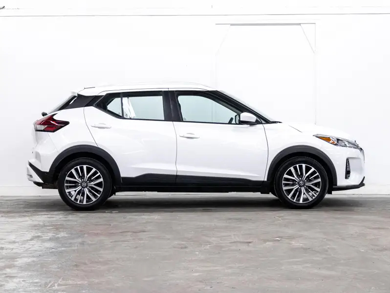 2021 Nissan Kicks64454219208577122