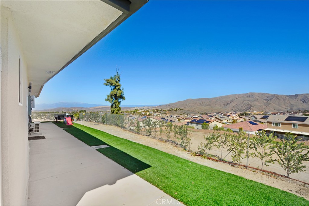$1,950/month 26346 Pawpaw Court 1 Corona CA, 9288364134922794114121