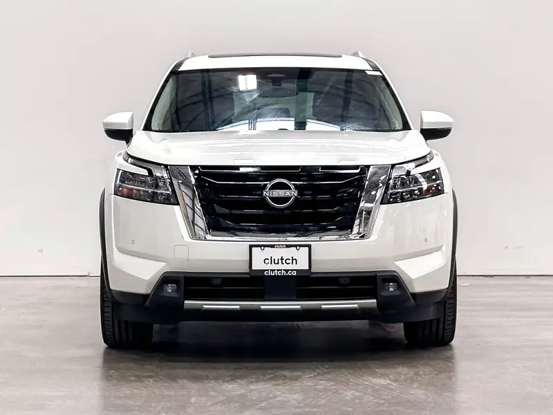 2022 Nissan Pathfinder63523375213571123