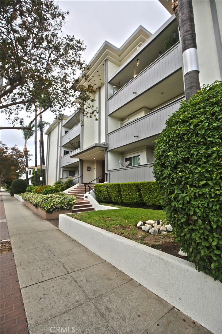 1299 Cordova Pasadena CA, 9110664100768102913120
