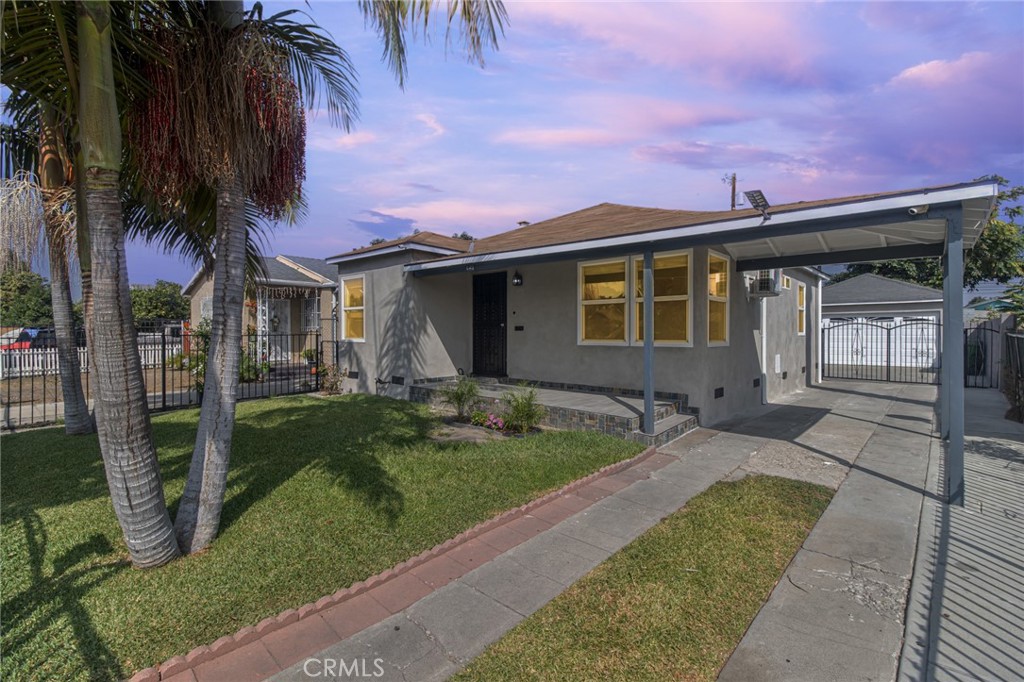645 E 98th Street, Los Angeles CA, 9000263878523593473120