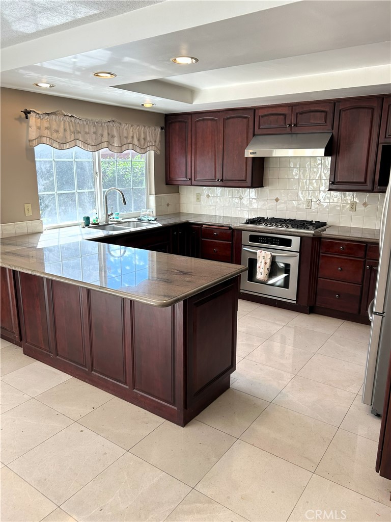 12512 Sandycreek Lane, Cerritos CA, 9070364132302903425121