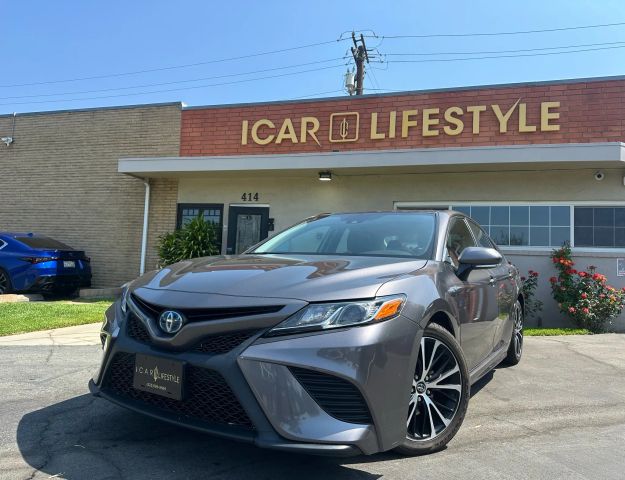 2020 TOYOTA CAMRY HÍBRIDO63778135920129120