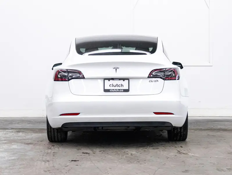2023 Tesla Model 364806459123586122