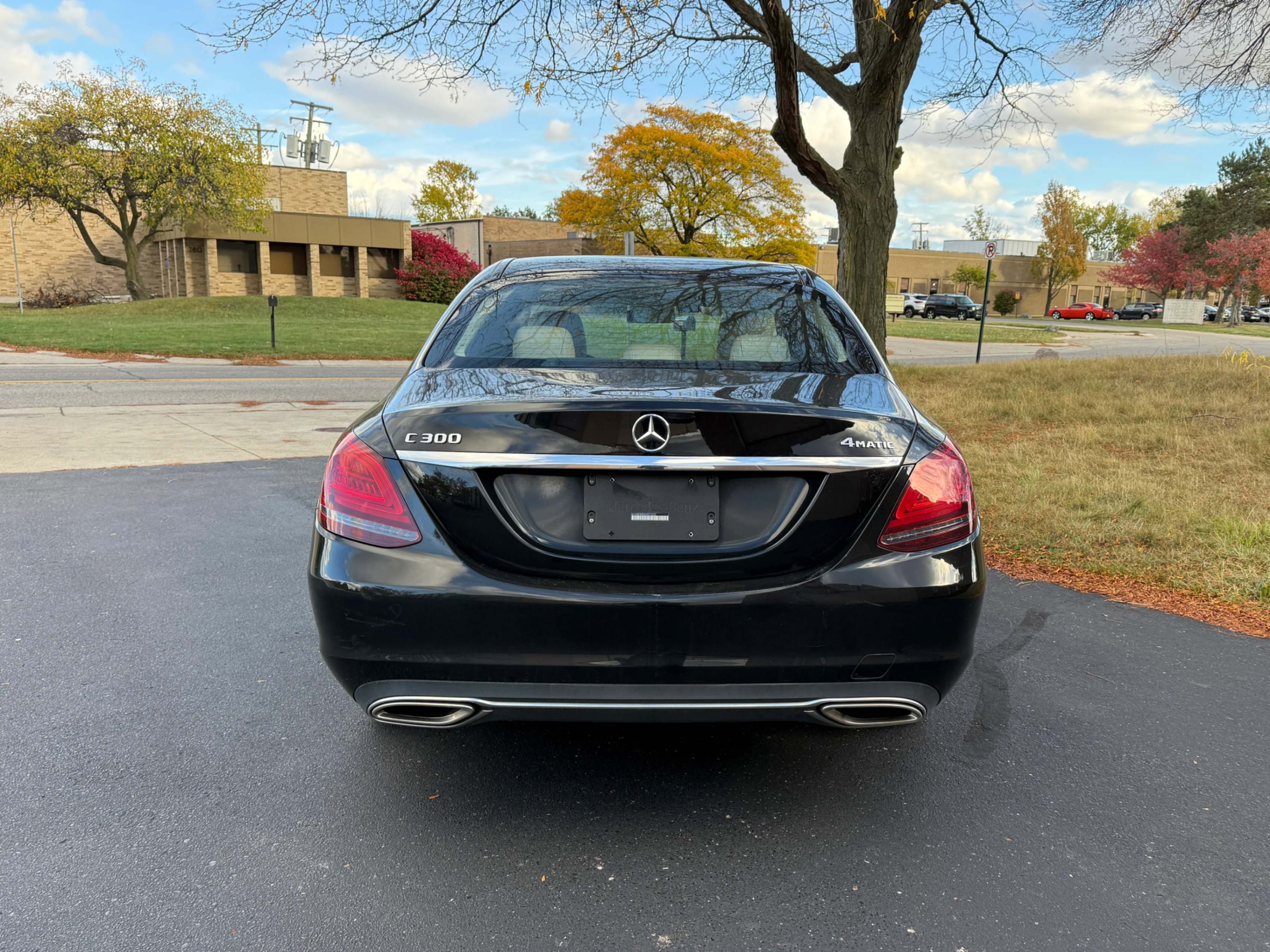 2020 Mercedes-Benz C300 4MATIC 4D Sedán64185724824578122