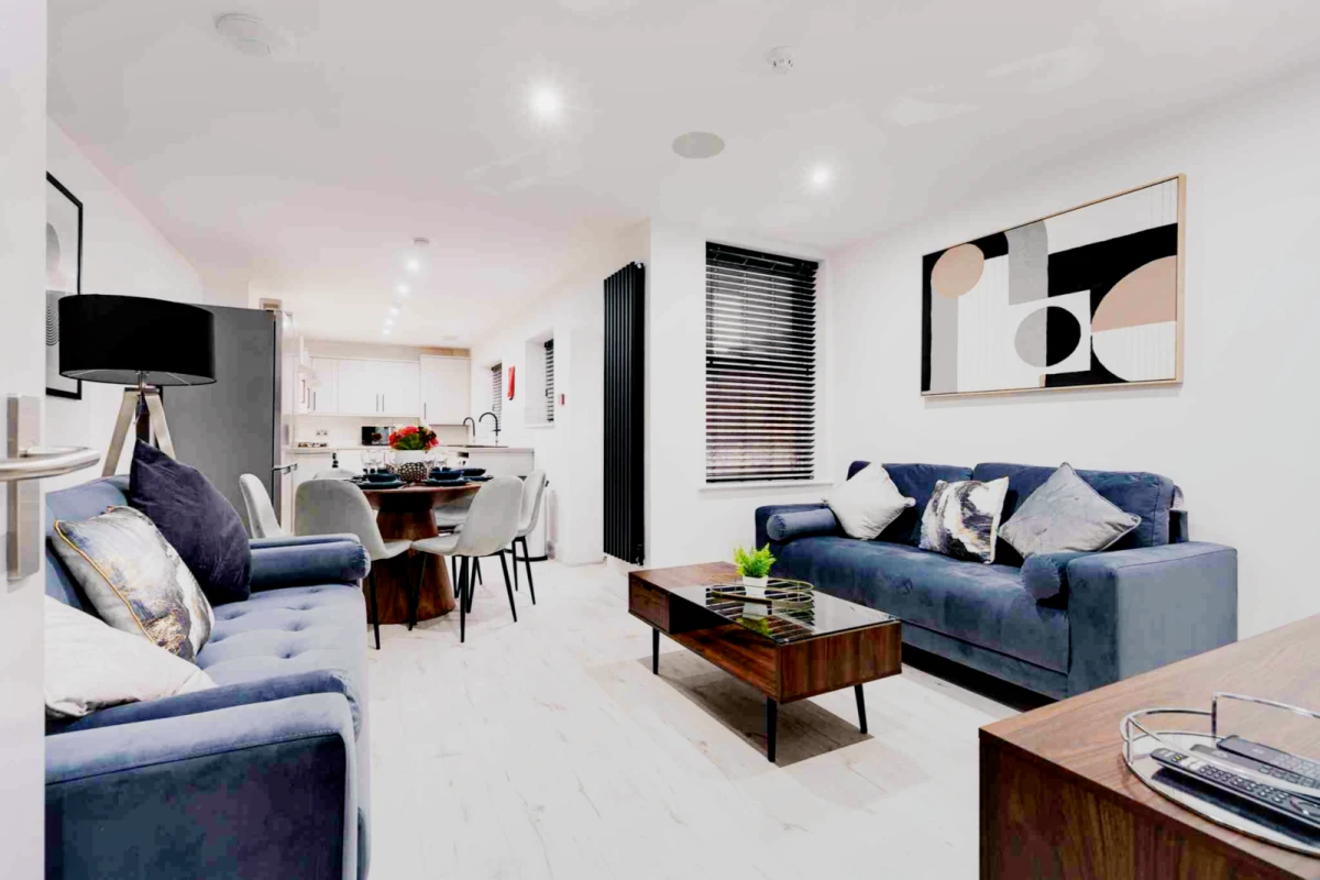 6 Beds 2 Baths 124 Empress Road, L7, Liverpool