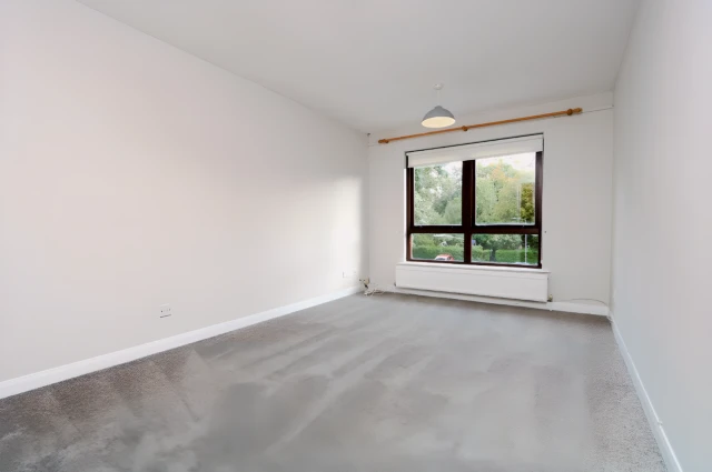 2Bedrooms, 1Bathrooms Stonefield Park, PA2 7RT, Glasgow